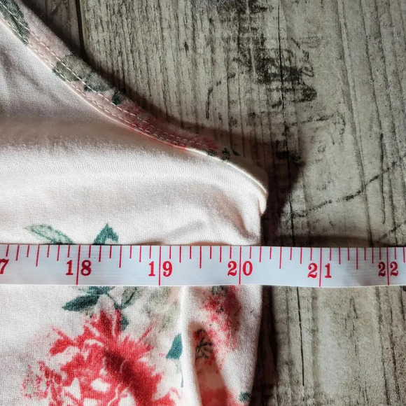 Flora by Flora Nikrooz Sleeveless Floral Blouse Keyhole Back Size Large - Picture 9 of 15